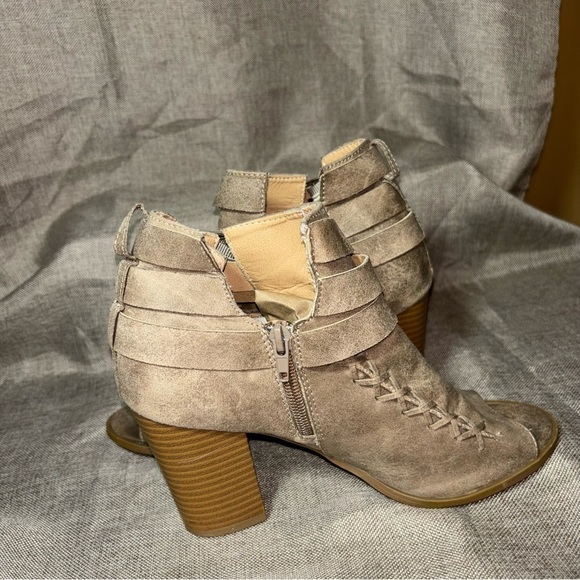 Diba True Bootie Ankle Open Toe Boots Women Tan Taupe Zip Side Buckles Size 8.5 - Picture 7 of 8